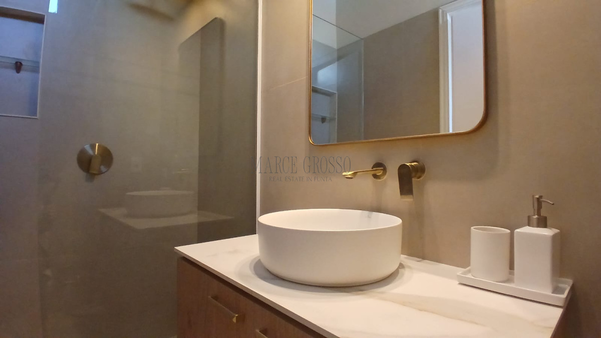Apartamento ID.116 - Apartamento en alquiler anual o invernal 1 dorm - Edificio Biarritz