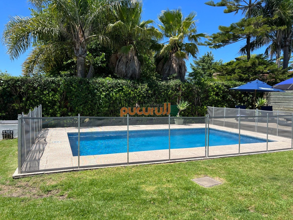 Casa ID.2785 - Casa en Punta del Este, Jardines de Córdoba