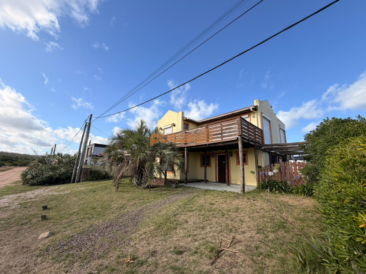 Casa ID.2795 - Casa en Manantiales, Balneario Buenos Aires