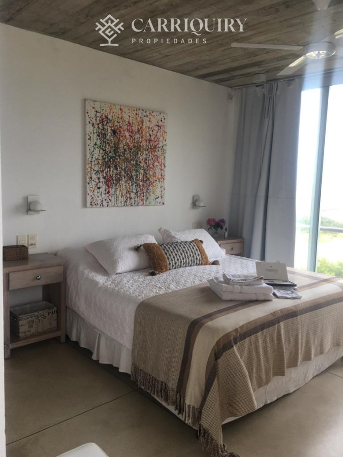 Casa ID.10558/CASA-DE-4-DORMITORIOS-EN-ALQUILER-TEMPORARIO - CASA EN VENTA Y ALQUILER DE TEMPORADA. 4 SUITES. MANANTIALES FRENTE AL MAR 