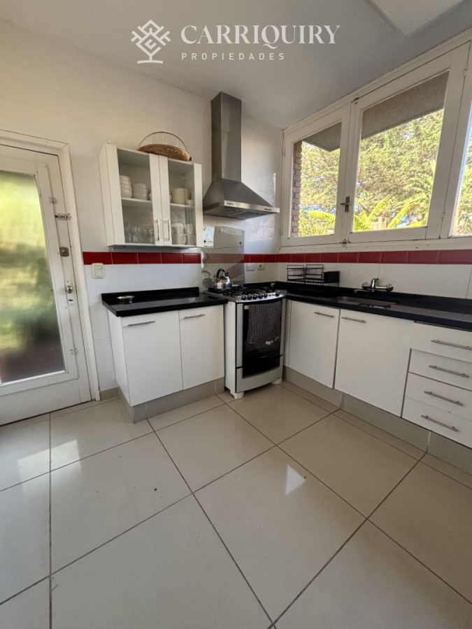 Casa ID.10224/Casa-a-la-venta-3-dormitorios-en-Punta-del-Este-Rincon-del-indio - Casa en alquiler de Anualde 4 dormitorios en Playa Mansa - Punta del Este 