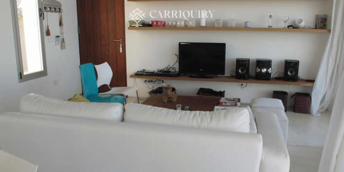 Casa ID.10558/CASA-DE-4-DORMITORIOS-EN-ALQUILER-TEMPORARIO - CASA EN VENTA Y ALQUILER DE TEMPORADA. 4 SUITES. MANANTIALES FRENTE AL MAR 