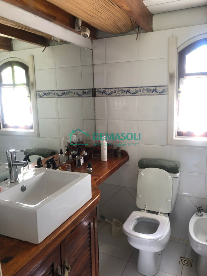 Casa ID.1519 - Casa en Venta y Alquiler Anual en Pinares. 4 dormitorios y 3 baños. Piscina
