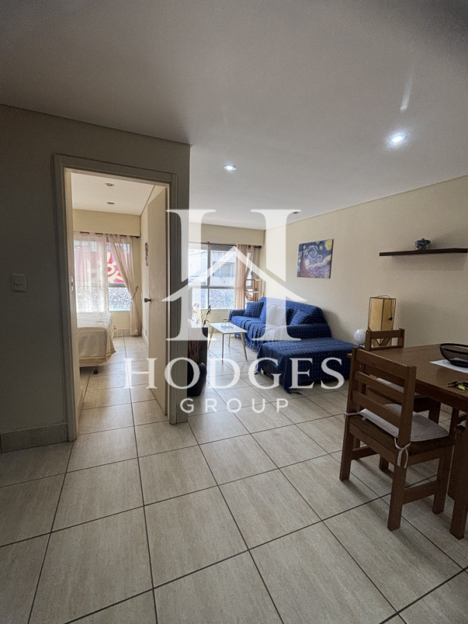 Apartamento ID.185 - Apartamento a la venta en la Peninsulta - Punta del Este. ! dormitorio y medio. Garaje