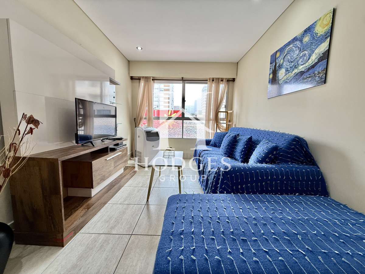 Apartamento ID.185 - Apartamento a la venta en la Peninsulta - Punta del Este. ! dormitorio y medio. Garaje