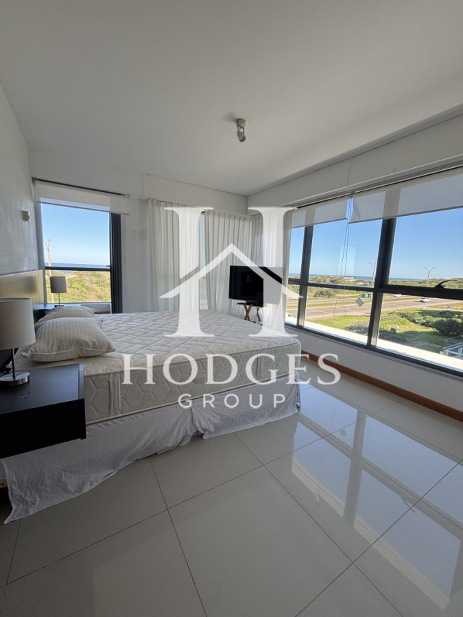Apartamento ID.199 - Apartamento esquinero en Blue Bird de 3 suite. Playa Brava - Punta del Este