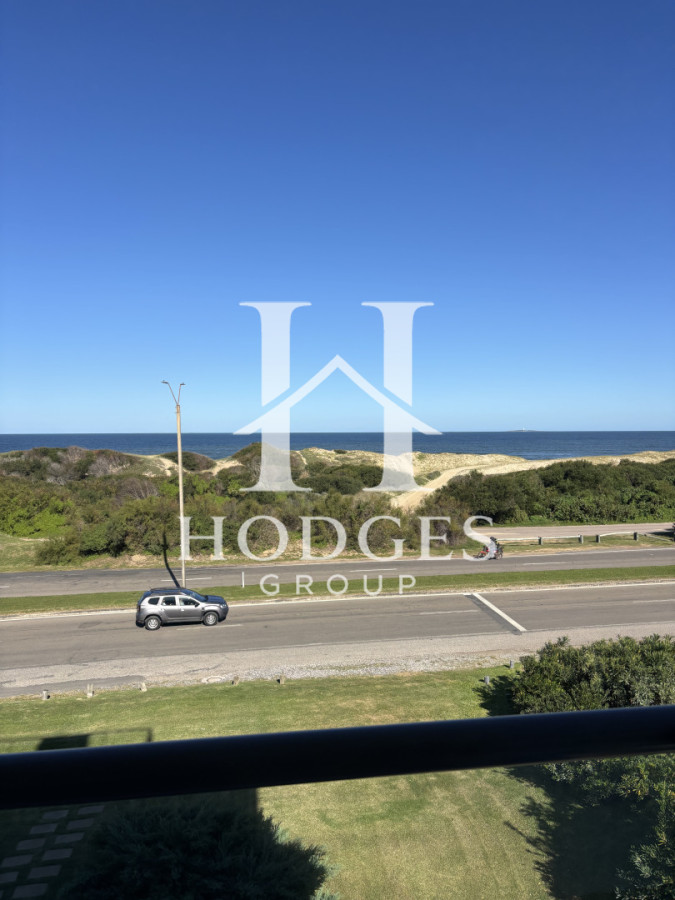 Apartamento ID.199 - Apartamento esquinero en Blue Bird de 3 suite. Playa Brava - Punta del Este
