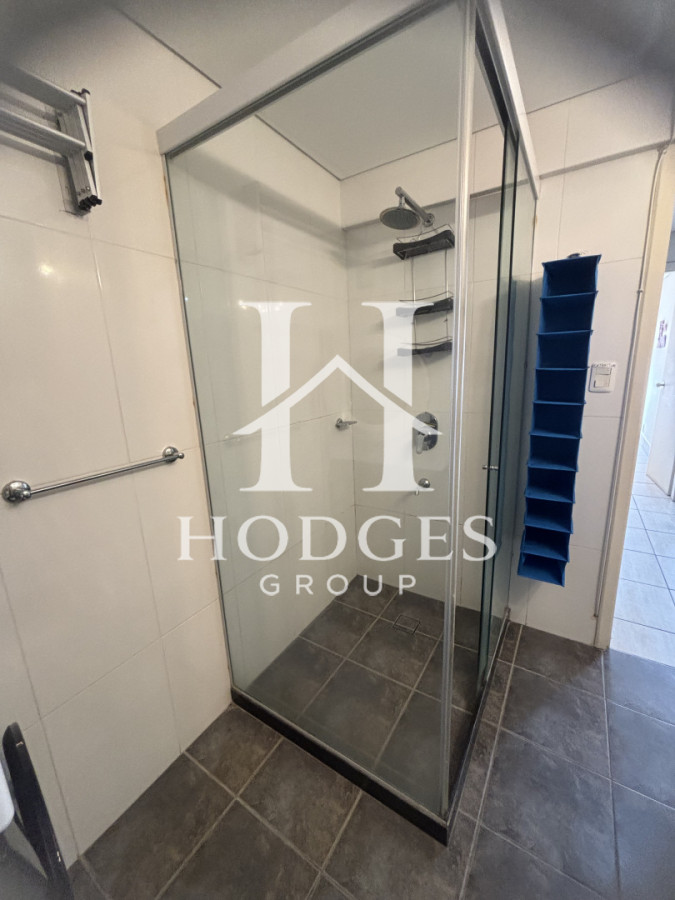 Apartamento ID.185 - Apartamento a la venta en la Peninsulta - Punta del Este. ! dormitorio y medio. Garaje
