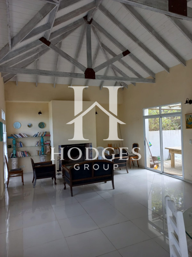 Casa ID.475 - Casa en Montoya a la venta y alquiler. 4 dormitorios y 4 baños