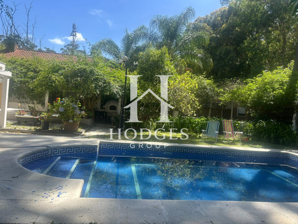 Casa ID.356 - Casa en Venta y Alquiler Anual en Pinares. 4 dormitorios y 3 baños. Piscina
