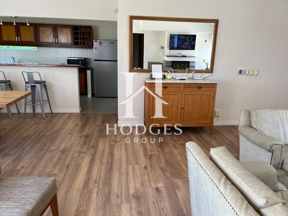 Casa ID.190 - Casa en venta de 6 dormitorios en Jardines de Cordoba