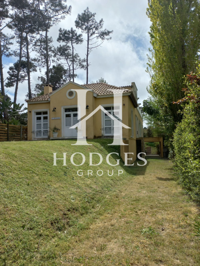 Casa ID.475 - Casa en Montoya a la venta y alquiler. 4 dormitorios y 4 baños
