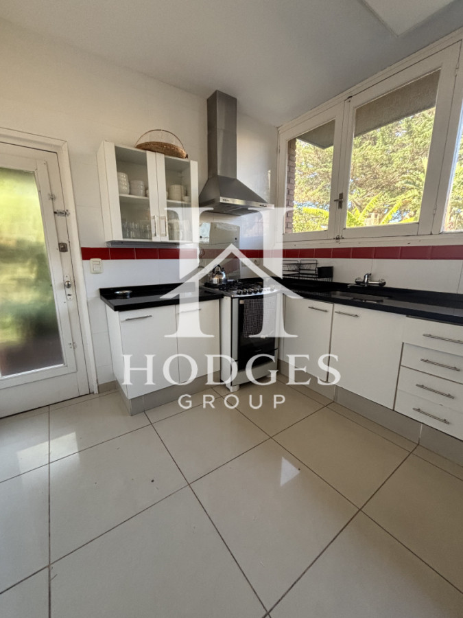 Casa ID.189 - Casa en alquiler de Anualde 3 dormitorios en Playa Mansa - Punta del Este 