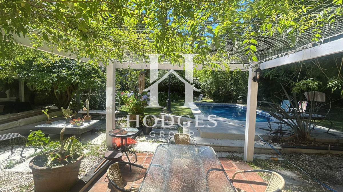 Casa ID.356 - Casa en Venta y Alquiler Anual en Pinares. 4 dormitorios y 3 baños. Piscina