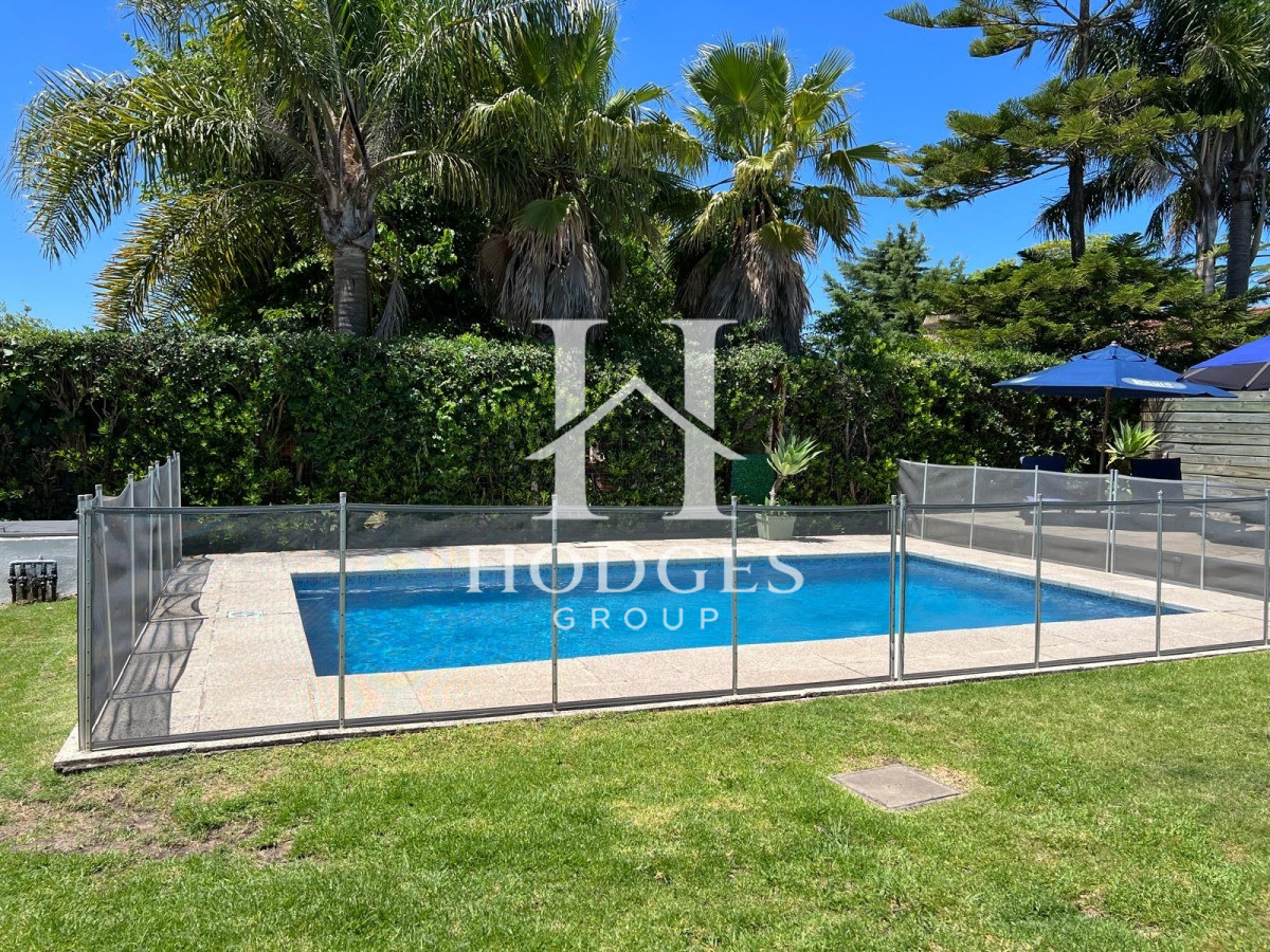 Casa ID.190 - Casa en venta de 6 dormitorios en Jardines de Cordoba