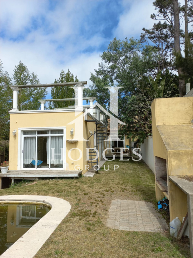Casa ID.475 - Casa en Montoya a la venta y alquiler. 4 dormitorios y 4 baños