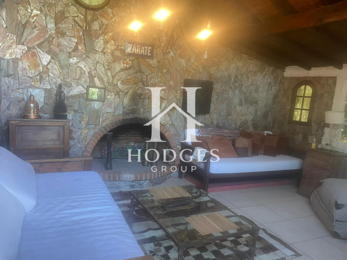 Casa ID.356 - Casa en Venta y Alquiler Anual en Pinares. 4 dormitorios y 3 baños. Piscina