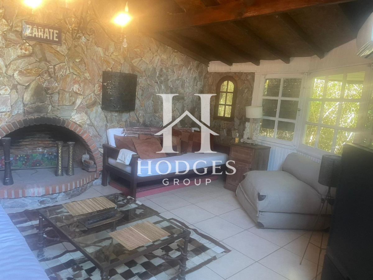 Casa ID.356 - Casa en Venta y Alquiler Anual en Pinares. 4 dormitorios y 3 baños. Piscina