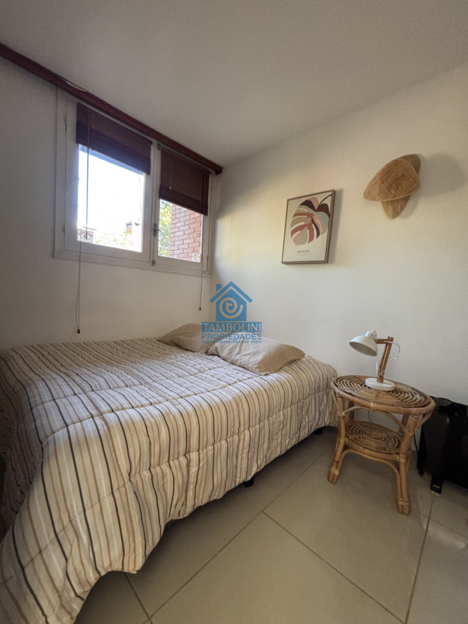 Casa ID.1196 - Casa en alquiler de Anualde 3 dormitorios en Playa Mansa - Punta del Este 