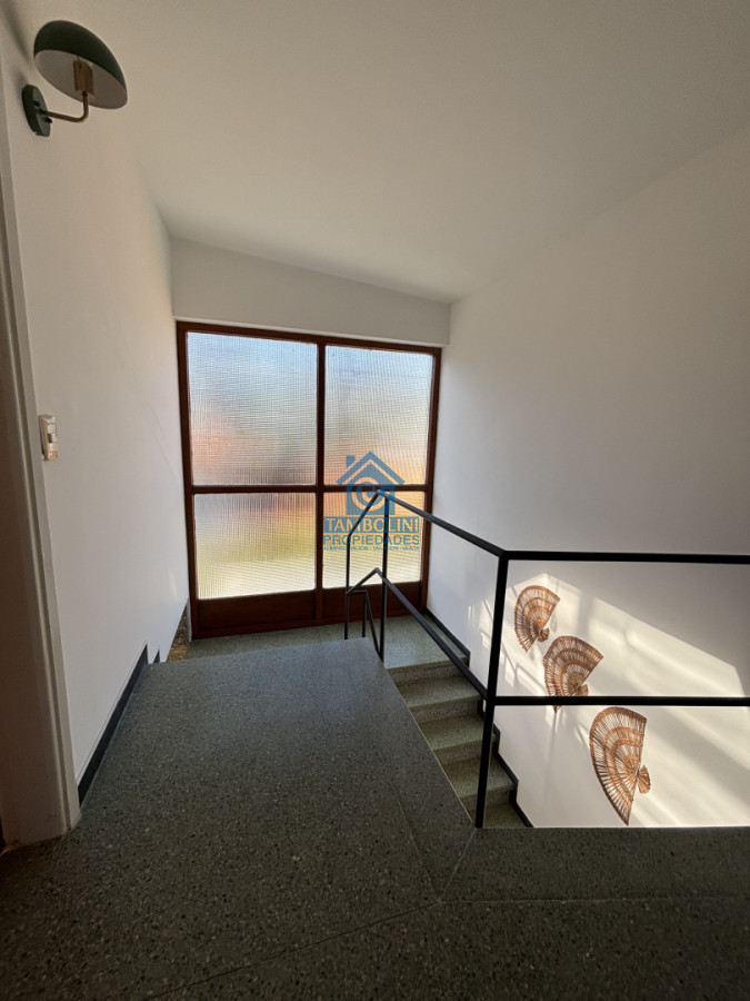 Casa ID.1196 - Casa en alquiler de Anualde 3 dormitorios en Playa Mansa - Punta del Este 