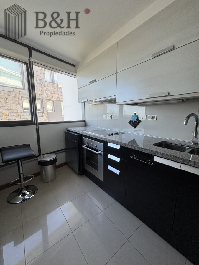 Apartamento ID.7168 - Apartamento esquinero en Blue Bird de 3 suite. Playa Brava - Punta del Este