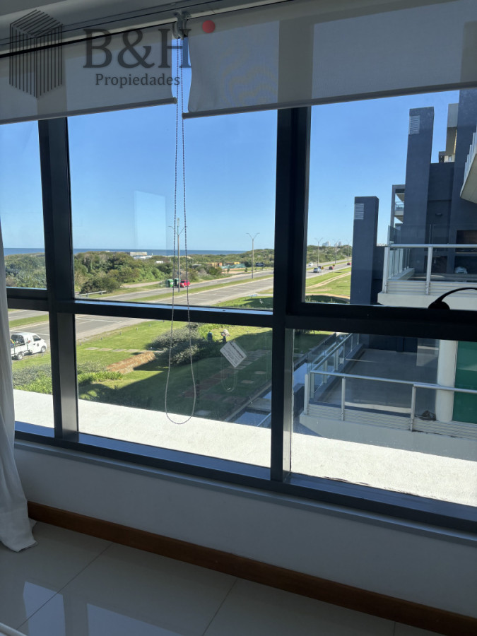 Apartamento ID.7168 - Apartamento esquinero en Blue Bird de 3 suite. Playa Brava - Punta del Este