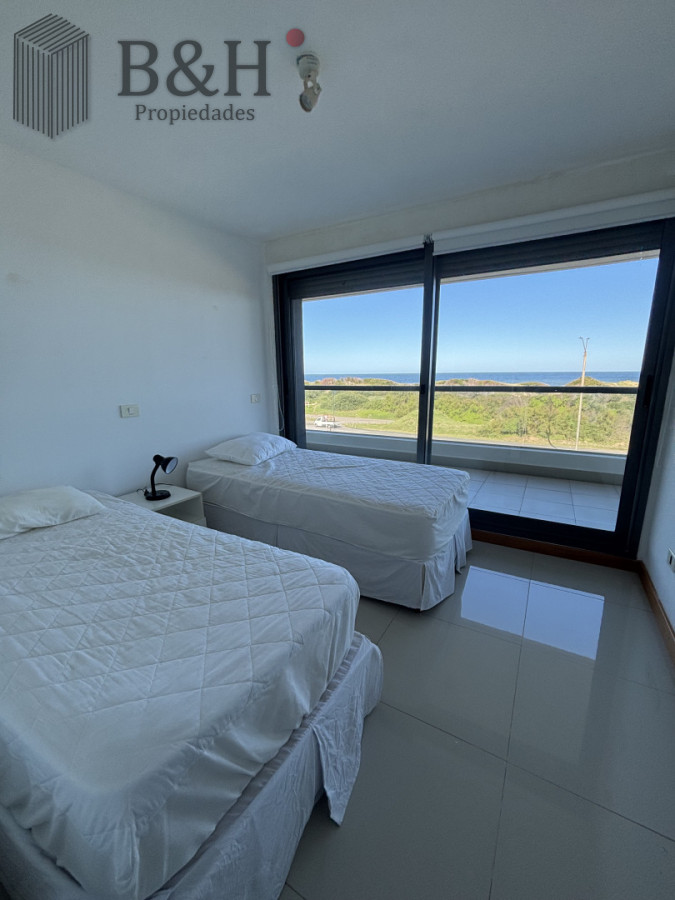 Apartamento ID.7168 - Apartamento esquinero en Blue Bird de 3 suite. Playa Brava - Punta del Este
