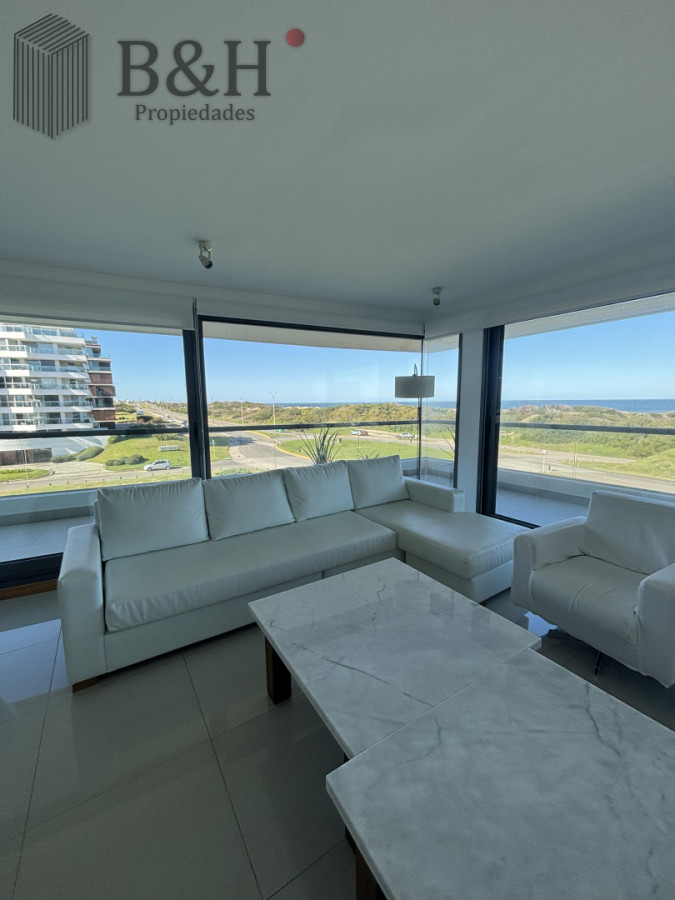Apartamento ID.7168 - Apartamento esquinero en Blue Bird de 3 suite. Playa Brava - Punta del Este