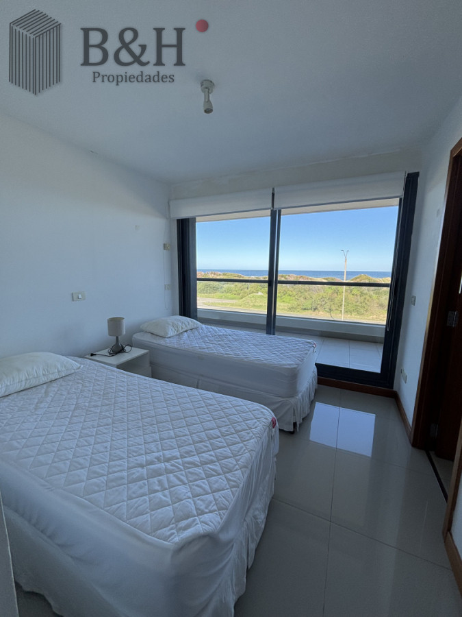Apartamento ID.7168 - Apartamento esquinero en Blue Bird de 3 suite. Playa Brava - Punta del Este