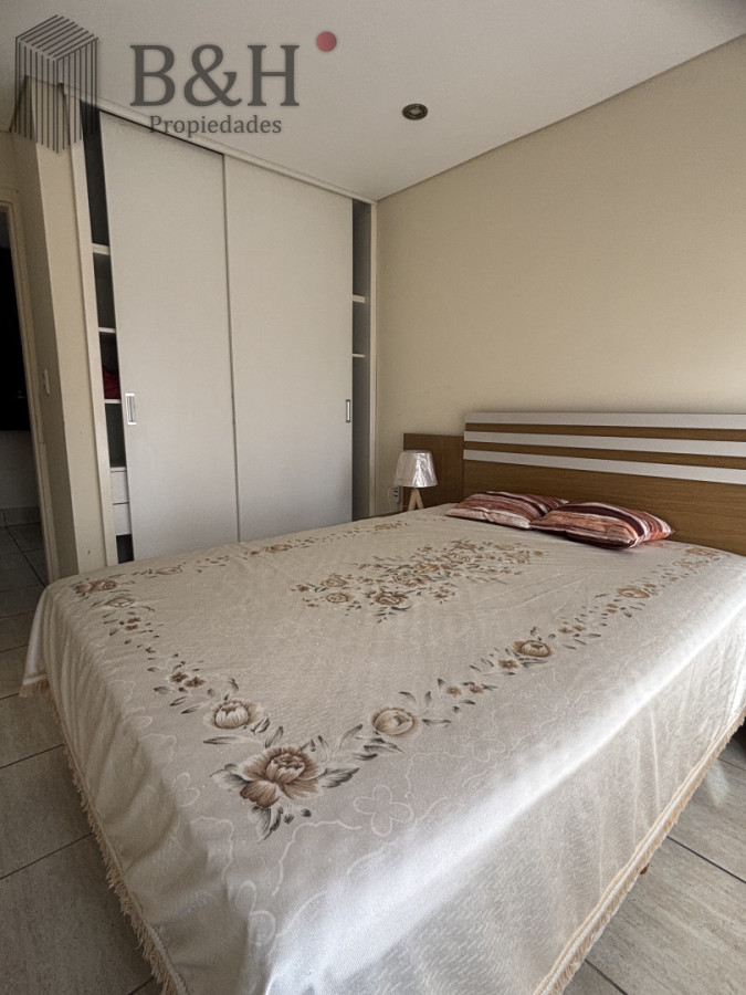 Apartamento ID.7061 - Apartamento a la venta en la Peninsulta - Punta del Este. ! dormitorio y medio. Garaje