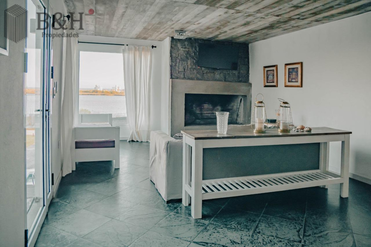 Casa ID.7146 - Espectacular Casa en Santa Mónica con Piscina y Vistas a la Laguna