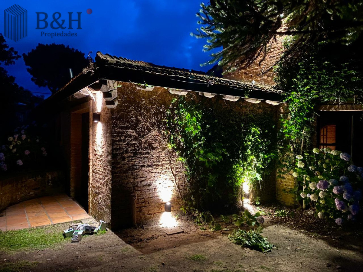 Casa ID.7335 - Casa en alquiler en Montoya - La Barra. 4 dormitorios y 4 baños 