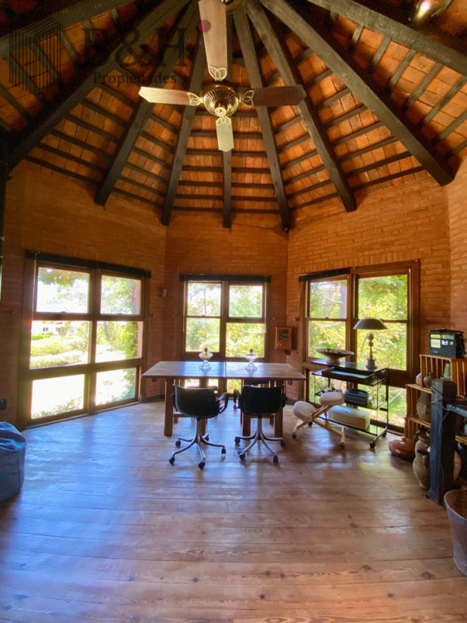 Casa ID.7335 - Casa en alquiler en Montoya - La Barra. 4 dormitorios y 4 baños 