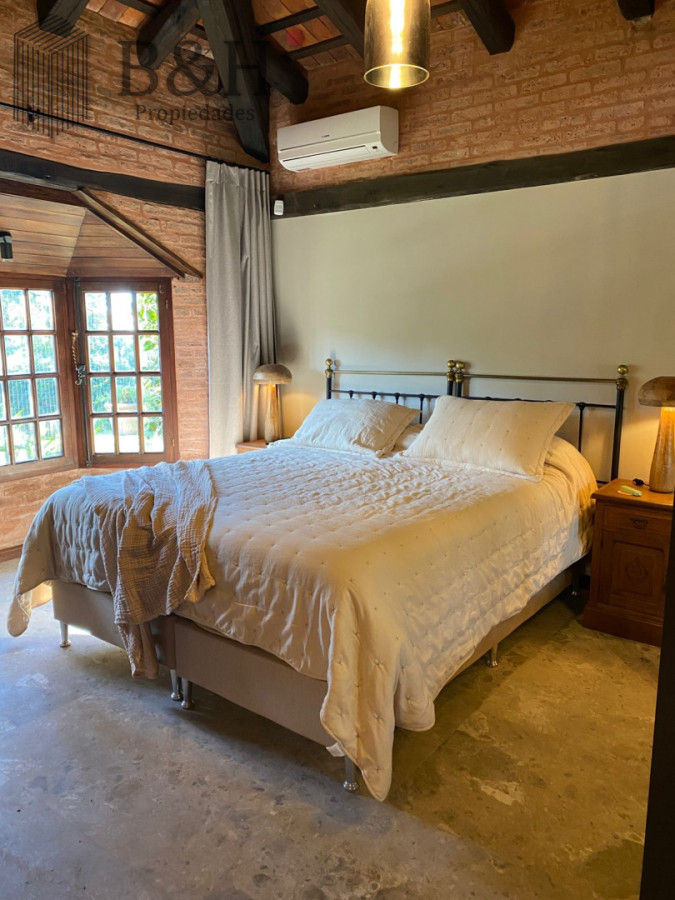 Casa ID.7335 - Casa en alquiler en Montoya - La Barra. 4 dormitorios y 4 baños 
