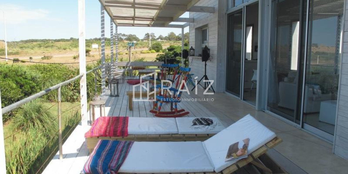 Casa ID.12280 - VENTA CASA 4 DORMITORIOS MANANTIALES