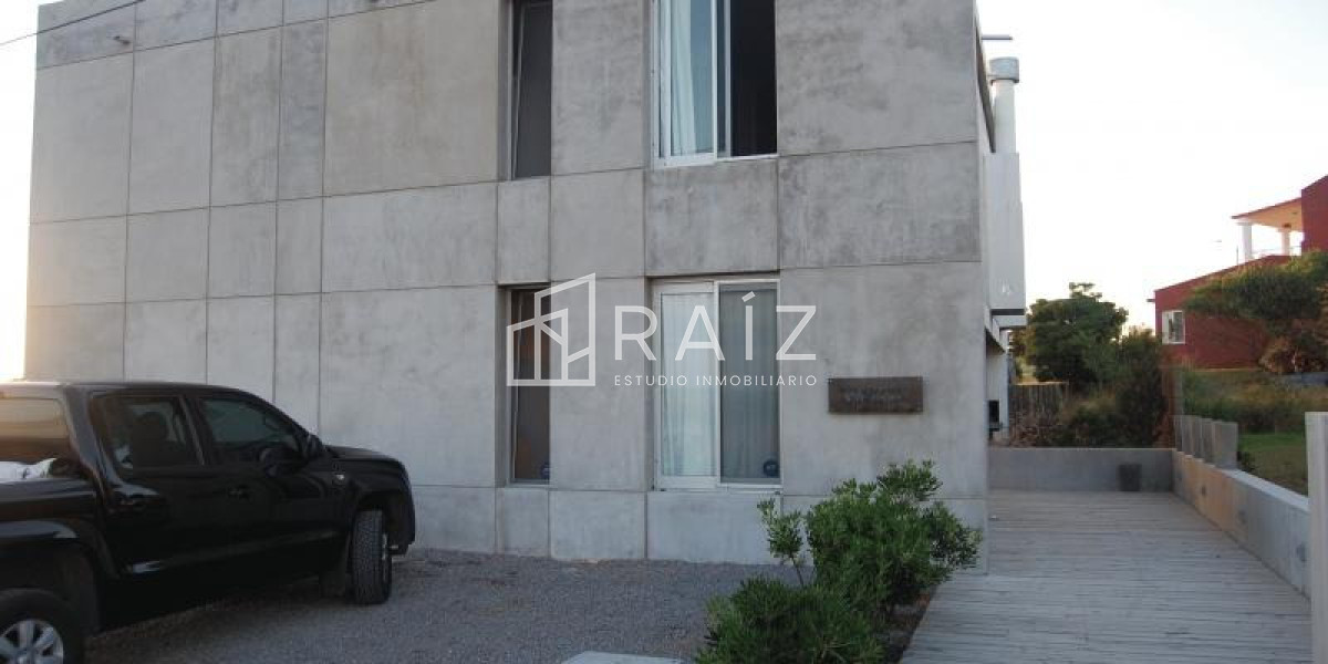 Casa ID.12280 - VENTA CASA 4 DORMITORIOS MANANTIALES