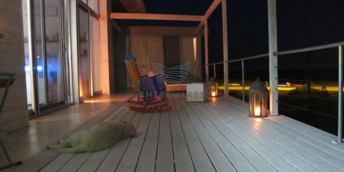 Casa ID.469 - CASA EN VENTA Y ALQUILER DE TEMPORADA. 4 SUITES. MANANTIALES FRENTE AL MAR 