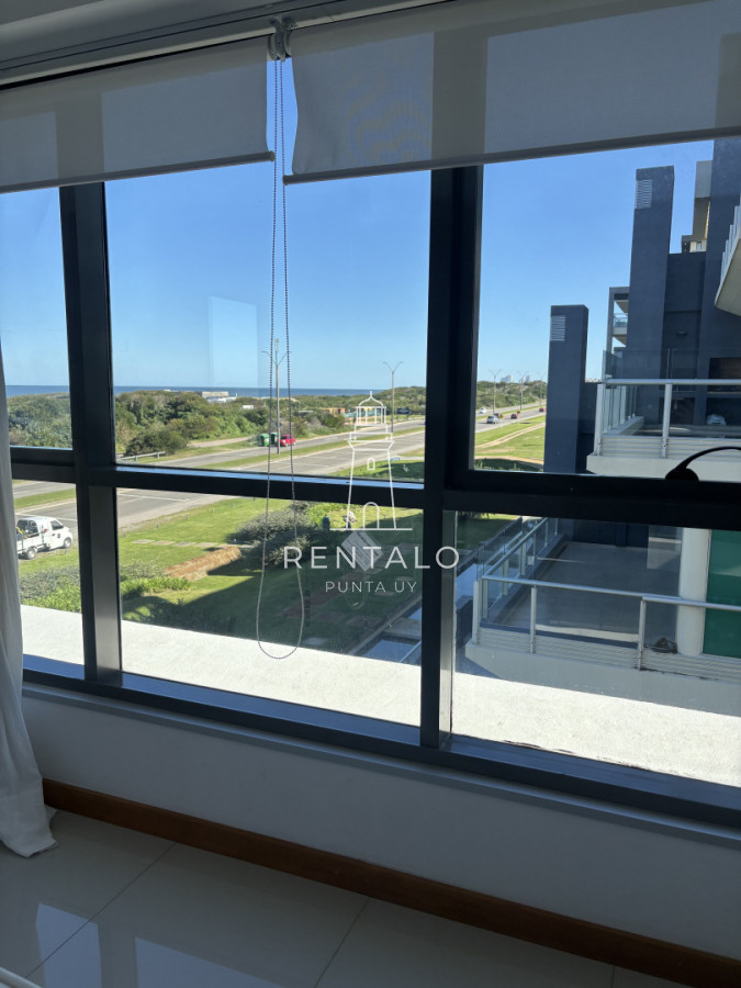 Apartamento ID.1026 - Apartamento en venta 3 dormitorios esquinero en Blue Bird de 3 suite. Playa Brava - Punta del Este