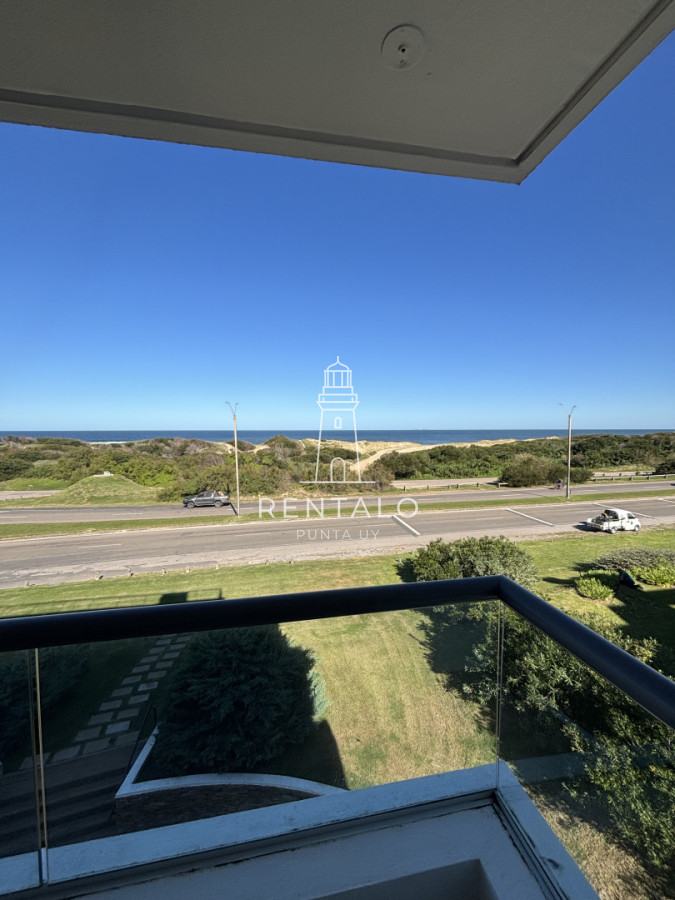 Apartamento ID.1026 - Apartamento en venta 3 dormitorios esquinero en Blue Bird de 3 suite. Playa Brava - Punta del Este