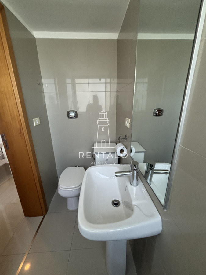 Apartamento ID.1026 - Apartamento en venta 3 dormitorios esquinero en Blue Bird de 3 suite. Playa Brava - Punta del Este