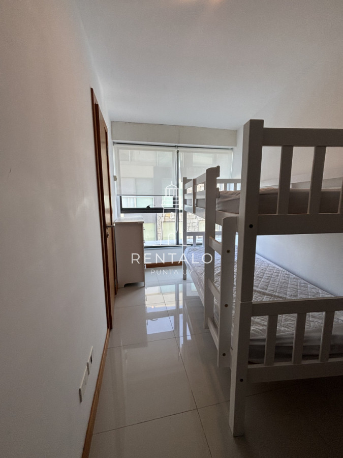 Apartamento ID.1026 - Apartamento en venta 3 dormitorios esquinero en Blue Bird de 3 suite. Playa Brava - Punta del Este