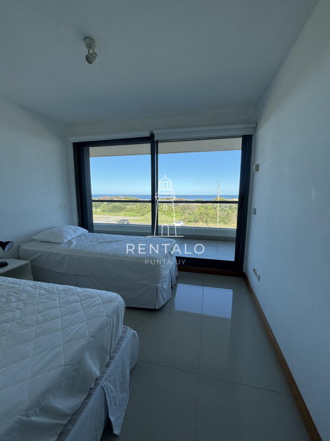 Apartamento ID.1026 - Apartamento en venta 3 dormitorios esquinero en Blue Bird de 3 suite. Playa Brava - Punta del Este