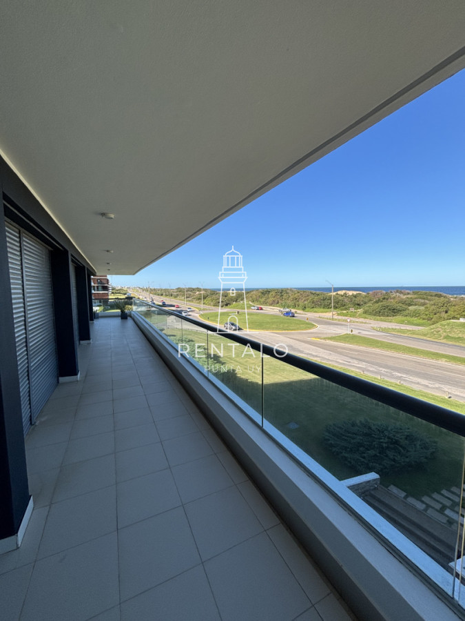 Apartamento ID.1026 - Apartamento en venta 3 dormitorios esquinero en Blue Bird de 3 suite. Playa Brava - Punta del Este