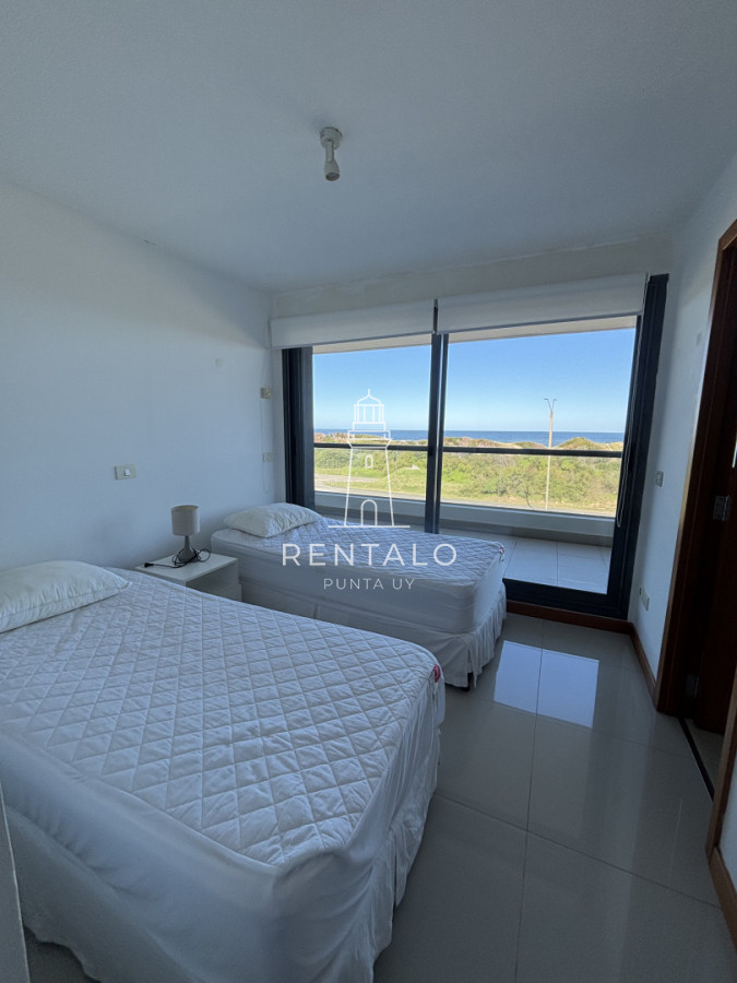 Apartamento ID.1026 - Apartamento en venta 3 dormitorios esquinero en Blue Bird de 3 suite. Playa Brava - Punta del Este