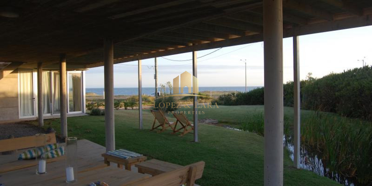 Casa ID.316 - GIN TONIC - VENTA CASA 4 SUITES EN MANANTIALES CON VISTA AL MAR