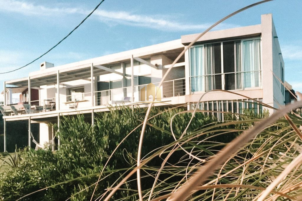 Casa ID.316 - GIN TONIC - VENTA CASA 4 SUITES EN MANANTIALES CON VISTA AL MAR