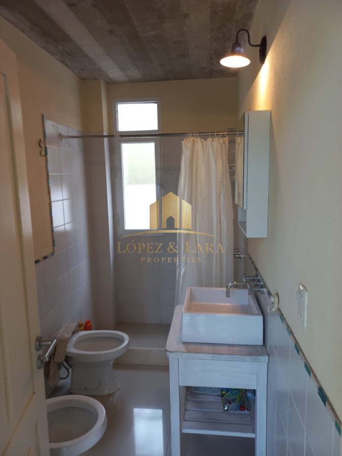 Casa ID.405 - Casa en Montoya a la venta y alquiler. 4 dormitorios y 4 baños