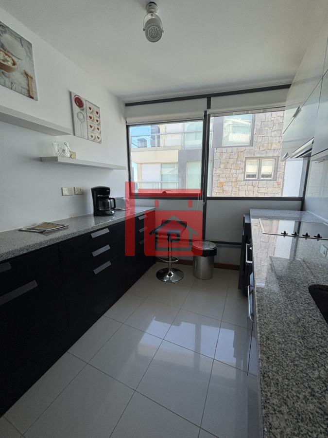 Apartamento ID.692 - Apartamento esquinero en Blue Bird de 3 suite. Playa Brava - Punta del Este
