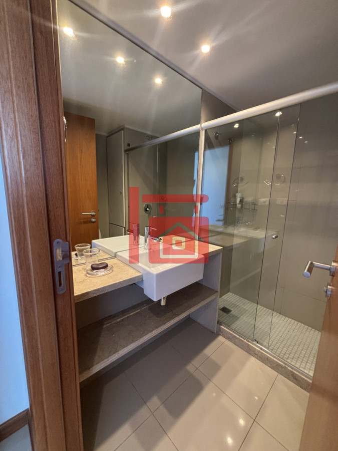 Apartamento ID.692 - Apartamento esquinero en Blue Bird de 3 suite. Playa Brava - Punta del Este