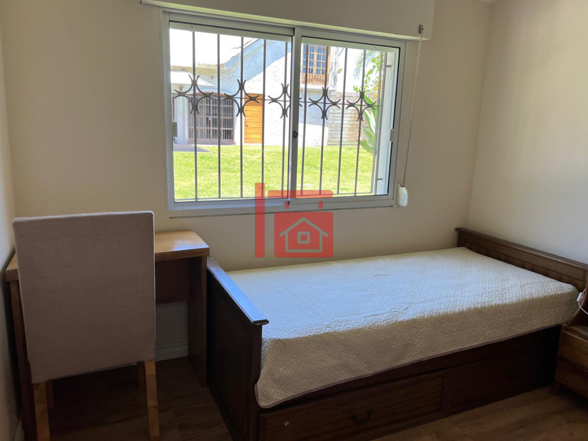 Casa ID.634 - Se vende casa en Jardines de Cordoba